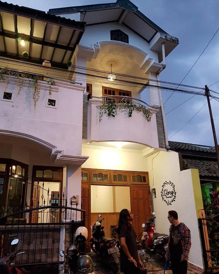 Glory Homestay Yogyakarta Eksteriør bilde