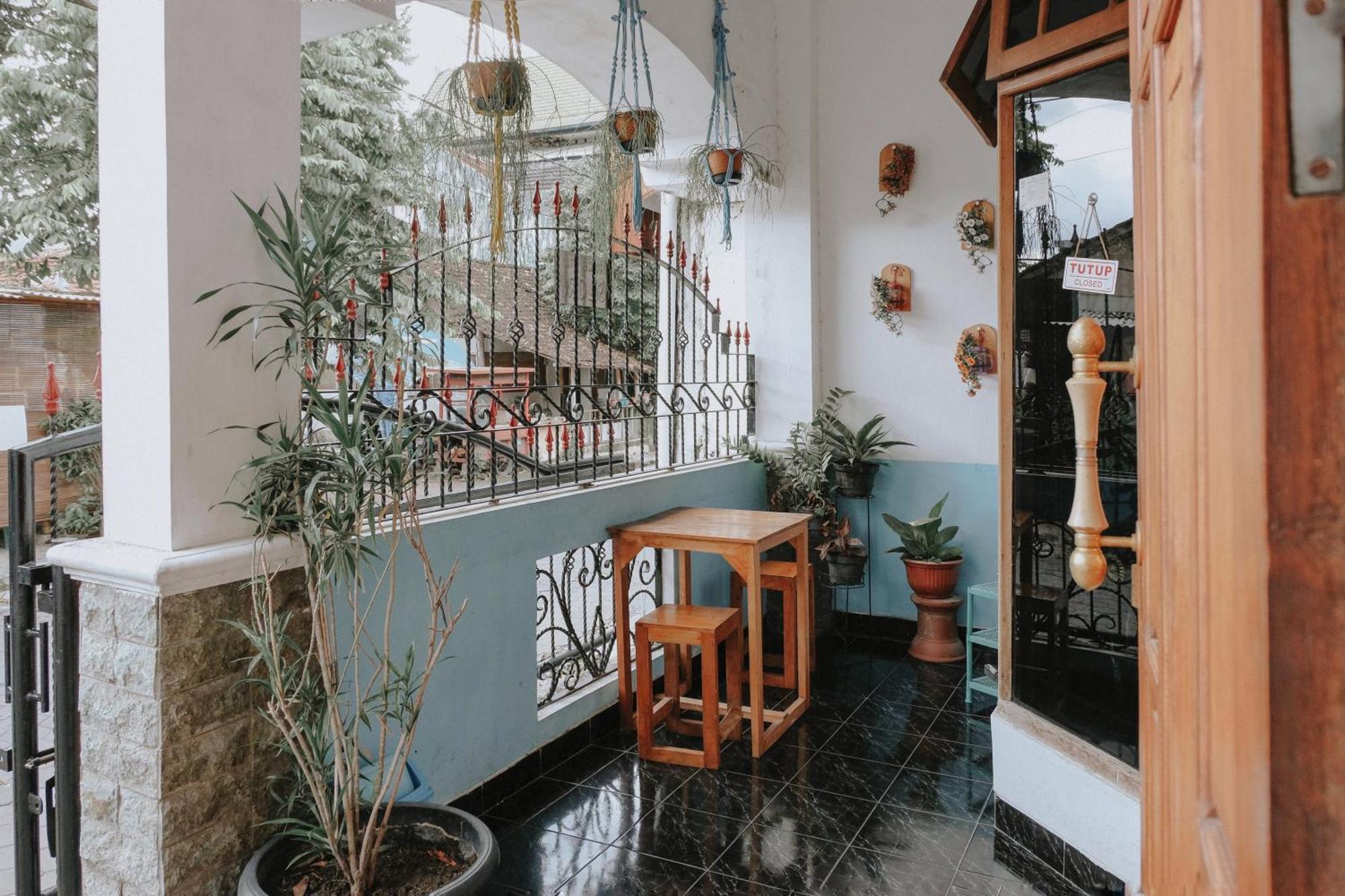 Glory Homestay Yogyakarta Eksteriør bilde