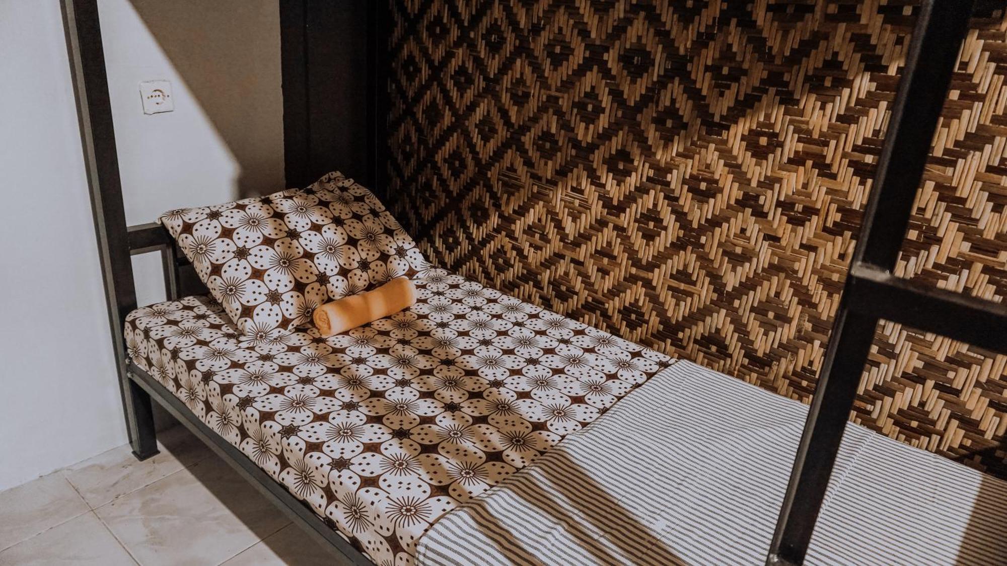 Glory Homestay Yogyakarta Eksteriør bilde